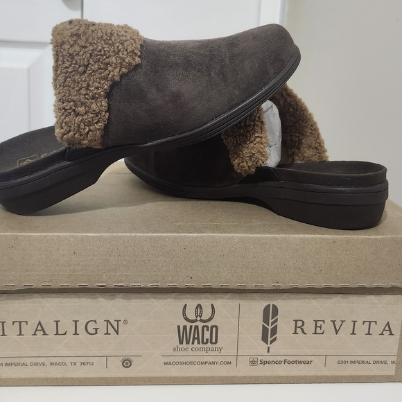BNWT Revilalign Northridge Brown Suede Slippers Women’s 9.5 Faux Fur Cozy Clogs - Picture 5 of 16